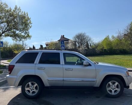 Сірий Джип Grand Cherokee, об'ємом двигуна 3 л та пробігом 286 тис. км за 9790 $, фото 15 на Automoto.ua