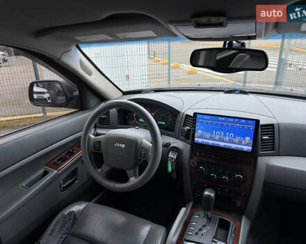 Сірий Джип Grand Cherokee, об'ємом двигуна 2.99 л та пробігом 402 тис. км за 9990 $, фото 27 на Automoto.ua