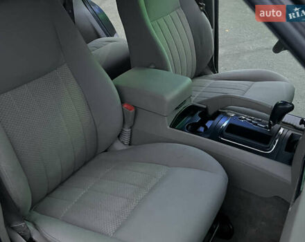 Серый Джип Гранд Чероки, объемом двигателя 3.7 л и пробегом 268 тыс. км за 6600 $, фото 37 на Automoto.ua