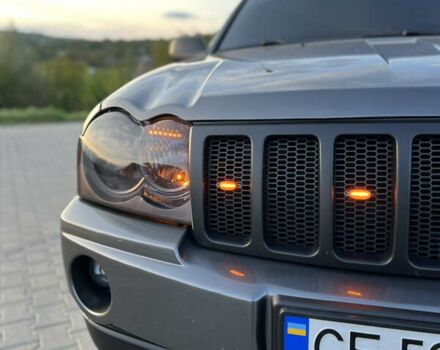 Серый Джип Гранд Чероки, объемом двигателя 2.99 л и пробегом 400 тыс. км за 11000 $, фото 5 на Automoto.ua