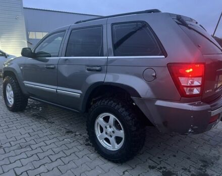 Серый Джип Гранд Чероки, объемом двигателя 0 л и пробегом 256 тыс. км за 3269 $, фото 2 на Automoto.ua