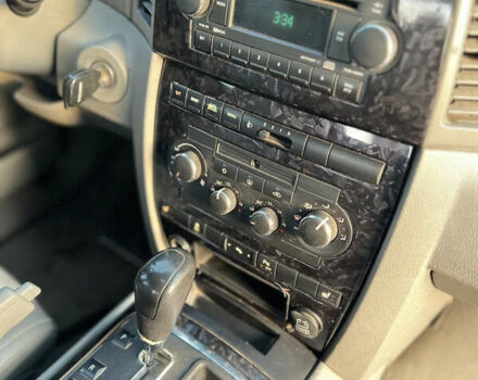 Серый Джип Гранд Чероки, объемом двигателя 2.99 л и пробегом 400 тыс. км за 11000 $, фото 17 на Automoto.ua