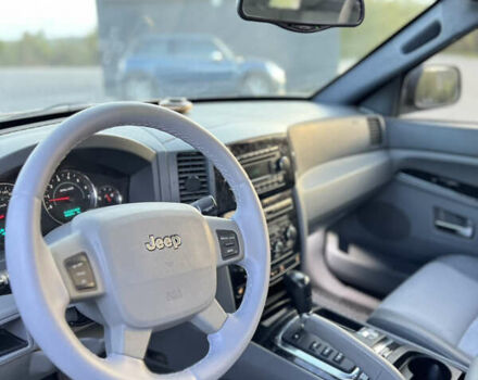 Серый Джип Гранд Чероки, объемом двигателя 2.99 л и пробегом 400 тыс. км за 11000 $, фото 12 на Automoto.ua