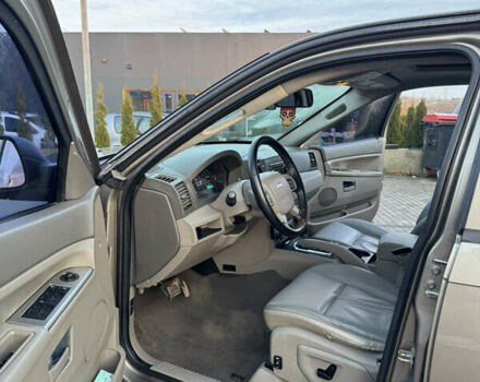 Сірий Джип Grand Cherokee, об'ємом двигуна 2.99 л та пробігом 195 тис. км за 10500 $, фото 8 на Automoto.ua