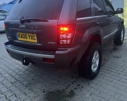 Серый Джип Гранд Чероки, объемом двигателя 0 л и пробегом 256 тыс. км за 3269 $, фото 3 на Automoto.ua