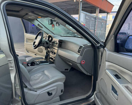 Сірий Джип Grand Cherokee, об'ємом двигуна 2.99 л та пробігом 195 тис. км за 10500 $, фото 9 на Automoto.ua