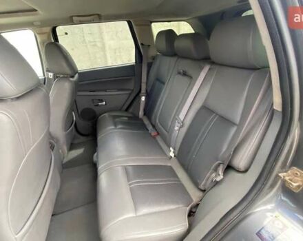 Сірий Джип Grand Cherokee, об'ємом двигуна 2.99 л та пробігом 315 тис. км за 10500 $, фото 5 на Automoto.ua