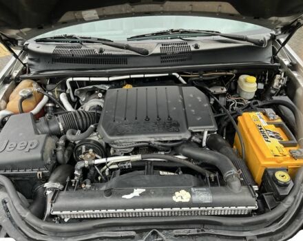 Сірий Джип Grand Cherokee, об'ємом двигуна 2.7 л та пробігом 355 тис. км за 5350 $, фото 10 на Automoto.ua