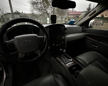 Серый Джип Гранд Чероки, объемом двигателя 3 л и пробегом 530 тыс. км за 5400 $, фото 6 на Automoto.ua