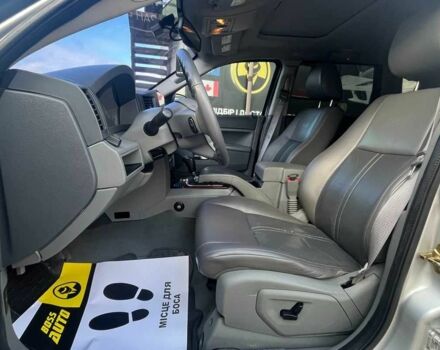 Серый Джип Гранд Чероки, объемом двигателя 5.7 л и пробегом 244 тыс. км за 9200 $, фото 15 на Automoto.ua