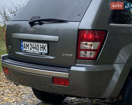 Джип Grand Cherokee 2006 у Житомирі на Automoto.ua Сірий Джип Grand Cherokee, об'ємом двигуна 3 л та пробігом 243 тис. км за 9999 $, фото 18 на Automoto.ua