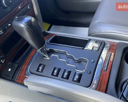 Серый Джип Гранд Чероки, объемом двигателя 5.65 л и пробегом 244 тыс. км за 9200 $, фото 13 на Automoto.ua