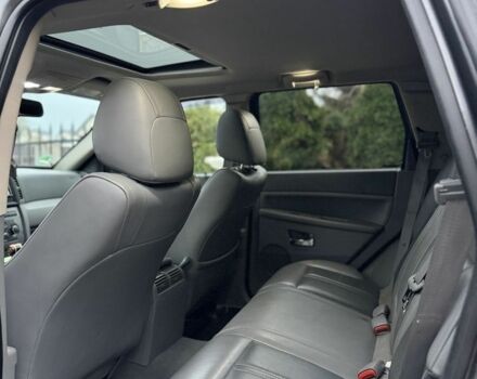 Серый Джип Гранд Чероки, объемом двигателя 3 л и пробегом 290 тыс. км за 3200 $, фото 4 на Automoto.ua