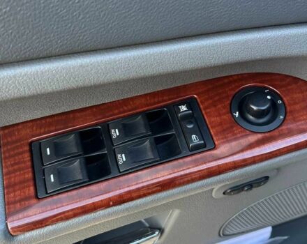 Серый Джип Гранд Чероки, объемом двигателя 5.7 л и пробегом 244 тыс. км за 9200 $, фото 17 на Automoto.ua