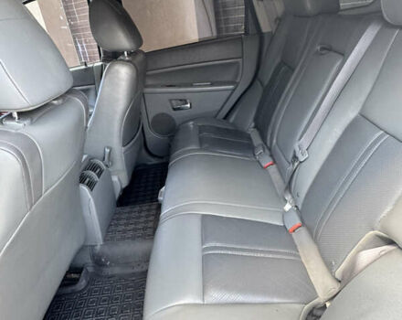 Сірий Джип Grand Cherokee, об'ємом двигуна 5.65 л та пробігом 242 тис. км за 9000 $, фото 8 на Automoto.ua