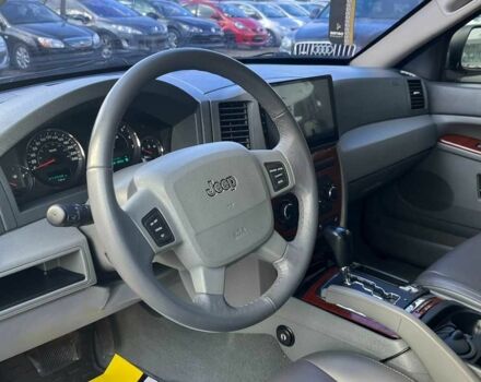 Серый Джип Гранд Чероки, объемом двигателя 5.7 л и пробегом 244 тыс. км за 9200 $, фото 9 на Automoto.ua