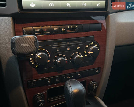 Сірий Джип Grand Cherokee, об'ємом двигуна 5.7 л та пробігом 205 тис. км за 11999 $, фото 17 на Automoto.ua