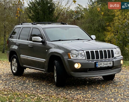 Джип Grand Cherokee 2006 у Житомирі на Automoto.ua Сірий Джип Grand Cherokee, об'ємом двигуна 3 л та пробігом 243 тис. км за 9999 $, фото 5 на Automoto.ua
