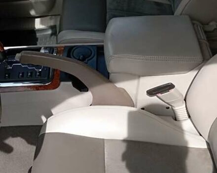 Сірий Джип Grand Cherokee, об'ємом двигуна 2.99 л та пробігом 297 тис. км за 10000 $, фото 27 на Automoto.ua