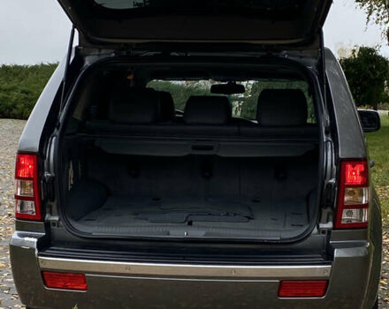 Джип Grand Cherokee 2006 у Житомирі на Automoto.ua Сірий Джип Grand Cherokee, об'ємом двигуна 3 л та пробігом 243 тис. км за 9999 $, фото 37 на Automoto.ua