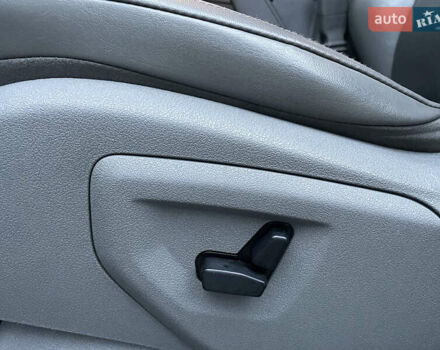 Серый Джип Гранд Чероки, объемом двигателя 5.7 л и пробегом 205 тыс. км за 11999 $, фото 12 на Automoto.ua