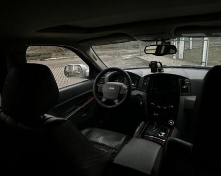 Серый Джип Гранд Чероки, объемом двигателя 3 л и пробегом 530 тыс. км за 5400 $, фото 5 на Automoto.ua