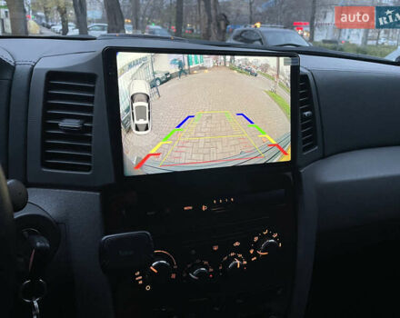 Сірий Джип Grand Cherokee, об'ємом двигуна 5.7 л та пробігом 205 тис. км за 11999 $, фото 15 на Automoto.ua