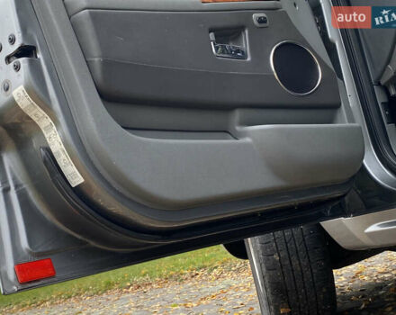 Джип Grand Cherokee 2006 у Житомирі на Automoto.ua Сірий Джип Grand Cherokee, об'ємом двигуна 3 л та пробігом 243 тис. км за 9999 $, фото 51 на Automoto.ua