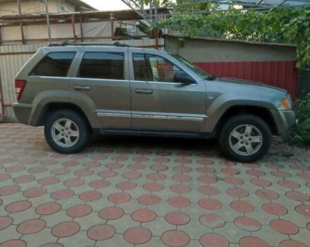 Сірий Джип Grand Cherokee, об'ємом двигуна 2.99 л та пробігом 270 тис. км за 10200 $, фото 1 на Automoto.ua