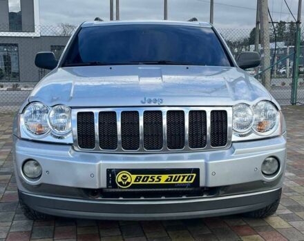 Серый Джип Гранд Чероки, объемом двигателя 5.7 л и пробегом 244 тыс. км за 9200 $, фото 1 на Automoto.ua