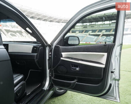 Серый Джип Гранд Чероки, объемом двигателя 6.06 л и пробегом 154 тыс. км за 14900 $, фото 60 на Automoto.ua