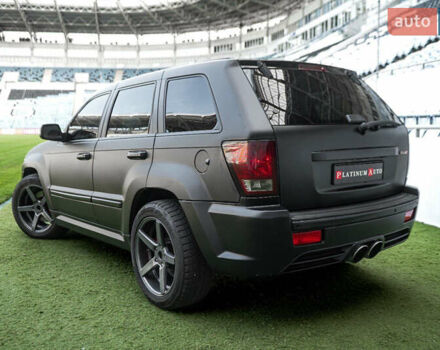 Серый Джип Гранд Чероки, объемом двигателя 6.06 л и пробегом 154 тыс. км за 14900 $, фото 71 на Automoto.ua