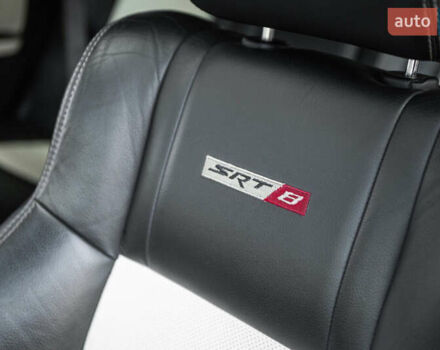 Серый Джип Гранд Чероки, объемом двигателя 6.06 л и пробегом 154 тыс. км за 14900 $, фото 20 на Automoto.ua