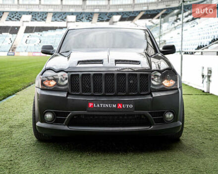 Серый Джип Гранд Чероки, объемом двигателя 6.06 л и пробегом 154 тыс. км за 14900 $, фото 6 на Automoto.ua