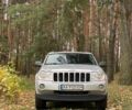 Сірий Джип Grand Cherokee, об'ємом двигуна 3 л та пробігом 416 тис. км за 9000 $, фото 1 на Automoto.ua