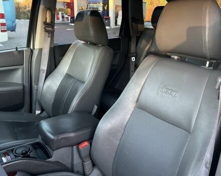 Сірий Джип Grand Cherokee, об'ємом двигуна 3 л та пробігом 350 тис. км за 10500 $, фото 7 на Automoto.ua