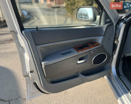 Сірий Джип Grand Cherokee, об'ємом двигуна 2.99 л та пробігом 303 тис. км за 10490 $, фото 29 на Automoto.ua