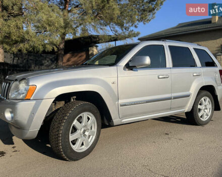 Сірий Джип Grand Cherokee, об'ємом двигуна 2.99 л та пробігом 303 тис. км за 10490 $, фото 5 на Automoto.ua