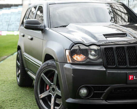 Серый Джип Гранд Чероки, объемом двигателя 6.06 л и пробегом 154 тыс. км за 14900 $, фото 9 на Automoto.ua