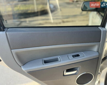 Сірий Джип Grand Cherokee, об'ємом двигуна 2.99 л та пробігом 303 тис. км за 10490 $, фото 23 на Automoto.ua