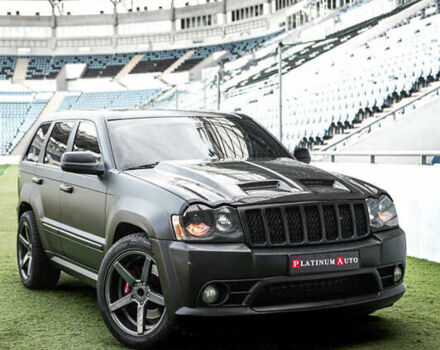 Серый Джип Гранд Чероки, объемом двигателя 6.06 л и пробегом 154 тыс. км за 14900 $, фото 10 на Automoto.ua