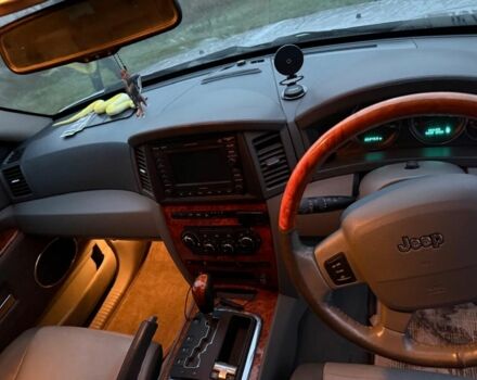 Серый Джип Гранд Чероки, объемом двигателя 3 л и пробегом 262 тыс. км за 5500 $, фото 9 на Automoto.ua