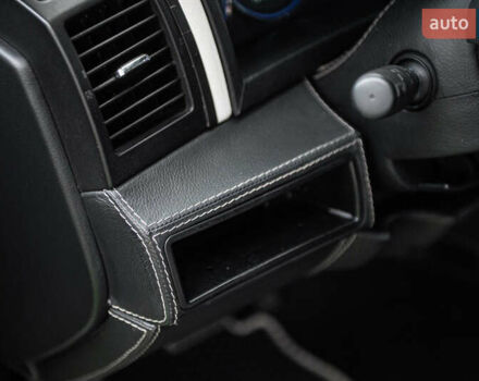 Серый Джип Гранд Чероки, объемом двигателя 6.06 л и пробегом 154 тыс. км за 15900 $, фото 46 на Automoto.ua