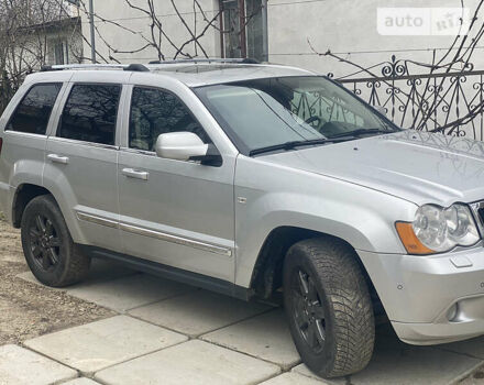 Сірий Джип Grand Cherokee, об'ємом двигуна 3 л та пробігом 253 тис. км за 12000 $, фото 32 на Automoto.ua