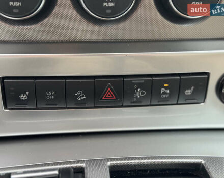 Джип Grand Cherokee 2008 у Києві на Automoto.ua Сірий Джип Grand Cherokee, об'ємом двигуна 2.78 л та пробігом 339 тис. км за 9999 $, фото 19 на Automoto.ua