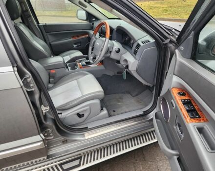 Сірий Джип Grand Cherokee, об'ємом двигуна 3 л та пробігом 189 тис. км за 5868 $, фото 13 на Automoto.ua