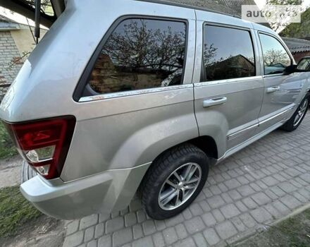 Сірий Джип Grand Cherokee, об'ємом двигуна 2.99 л та пробігом 210 тис. км за 12000 $, фото 3 на Automoto.ua