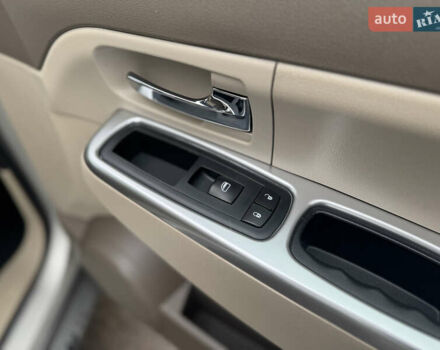 Джип Grand Cherokee 2008 у Києві на Automoto.ua Сірий Джип Grand Cherokee, об'ємом двигуна 2.78 л та пробігом 339 тис. км за 9999 $, фото 34 на Automoto.ua