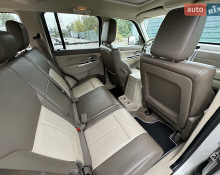 Джип Grand Cherokee 2008 у Києві на Automoto.ua Сірий Джип Grand Cherokee, об'ємом двигуна 2.78 л та пробігом 339 тис. км за 9999 $, фото 31 на Automoto.ua