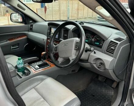 Сірий Джип Grand Cherokee, об'ємом двигуна 3 л та пробігом 200 тис. км за 7554 $, фото 5 на Automoto.ua